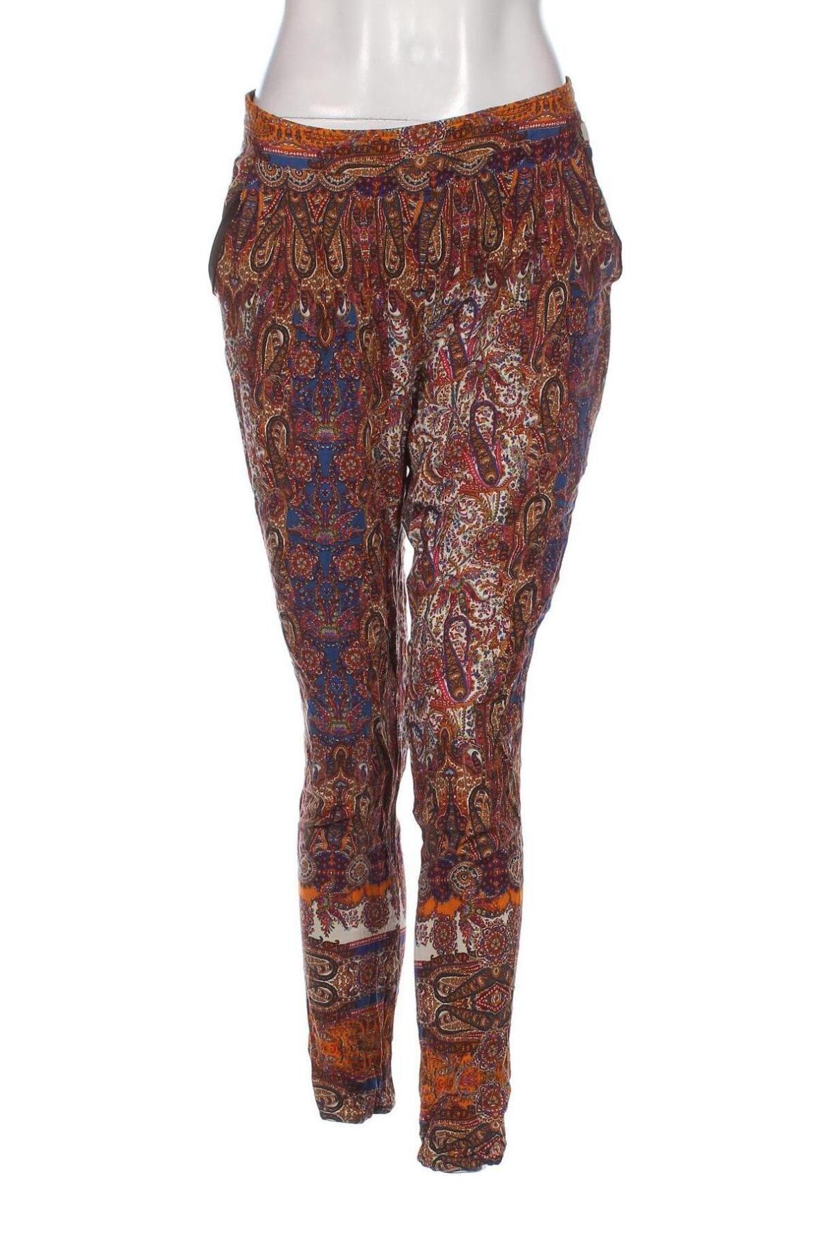 Pantaloni de femei Ici Et Maintenant, Mărime M, Culoare Multicolor, Preț 47,70 Lei