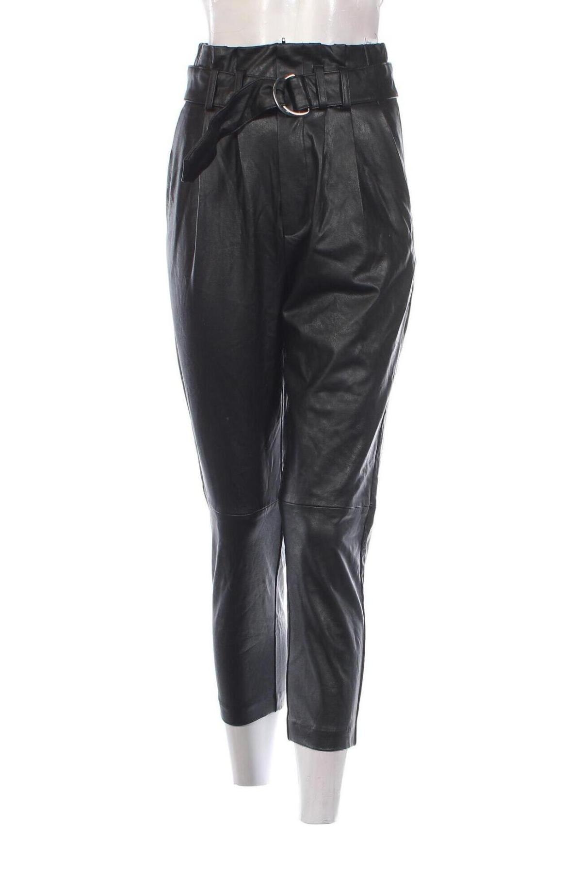 Damenhose Stradivarius, Größe S, Farbe Schwarz, Preis 9,08 €