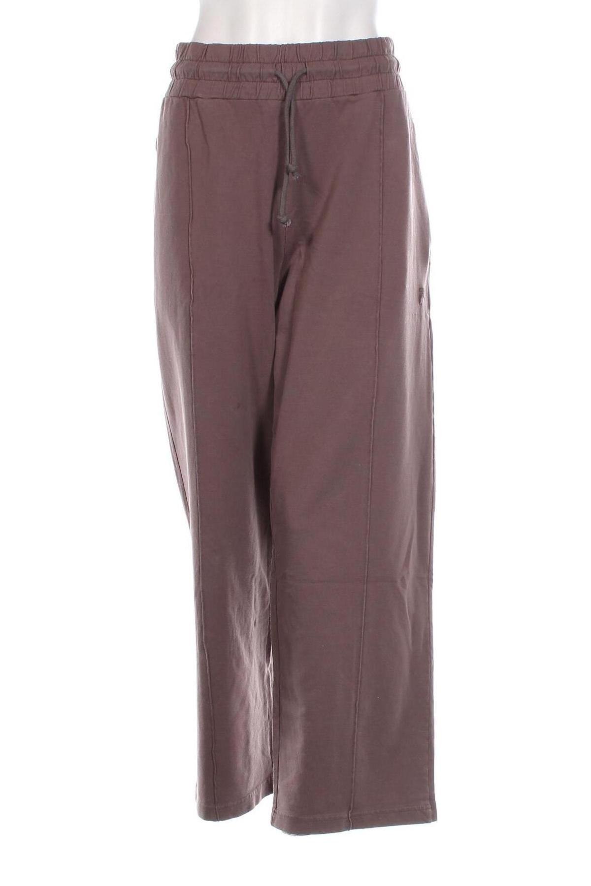 Γυναικείο αθλητικό παντελόνι FILA, Μέγεθος XL, Χρώμα Βιολετί, Τιμή 26,37 €