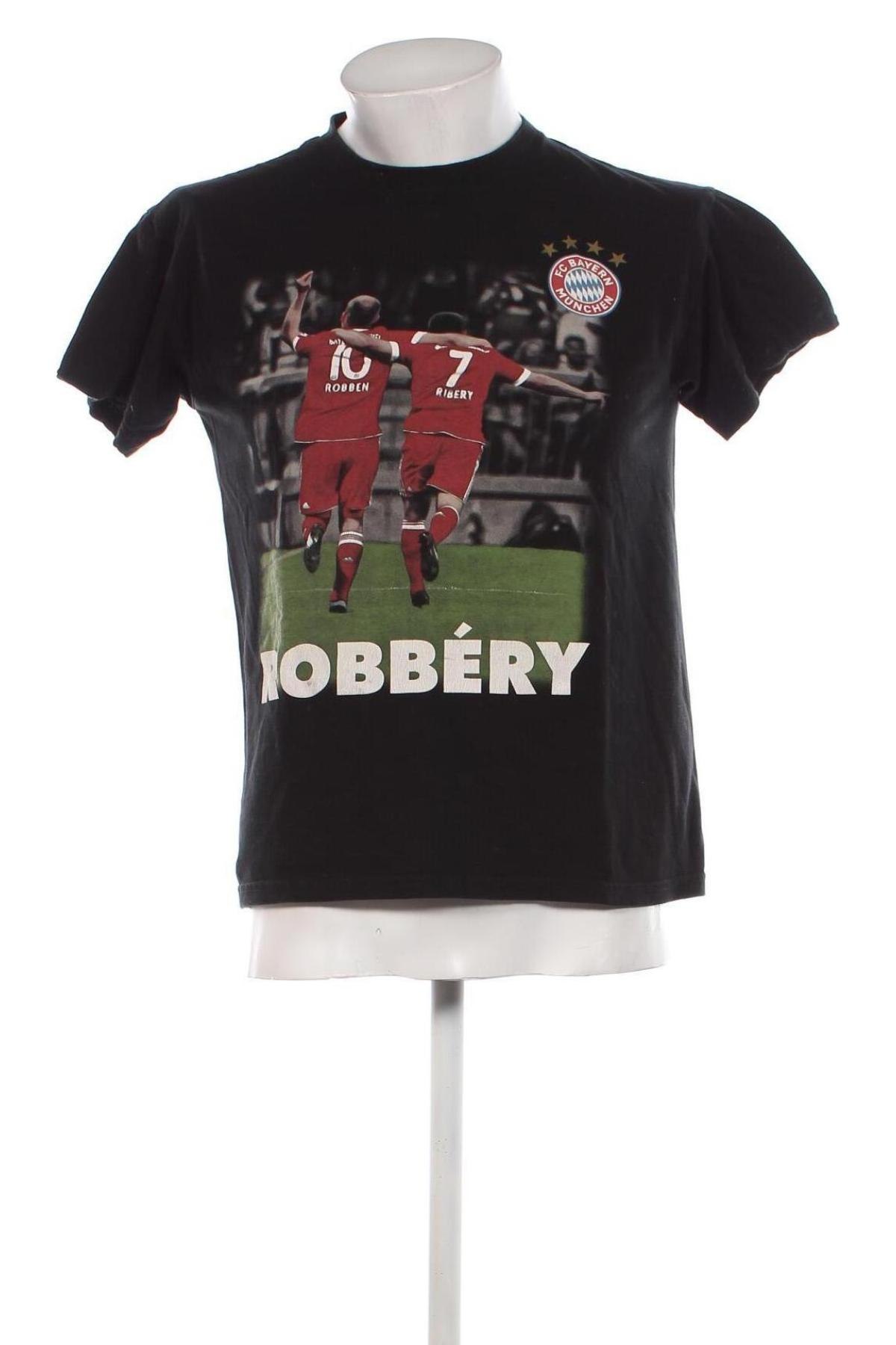 Мъжка тениска Bayern Munchen, Размер L, Цвят Червен, Цена 13,69 лв.