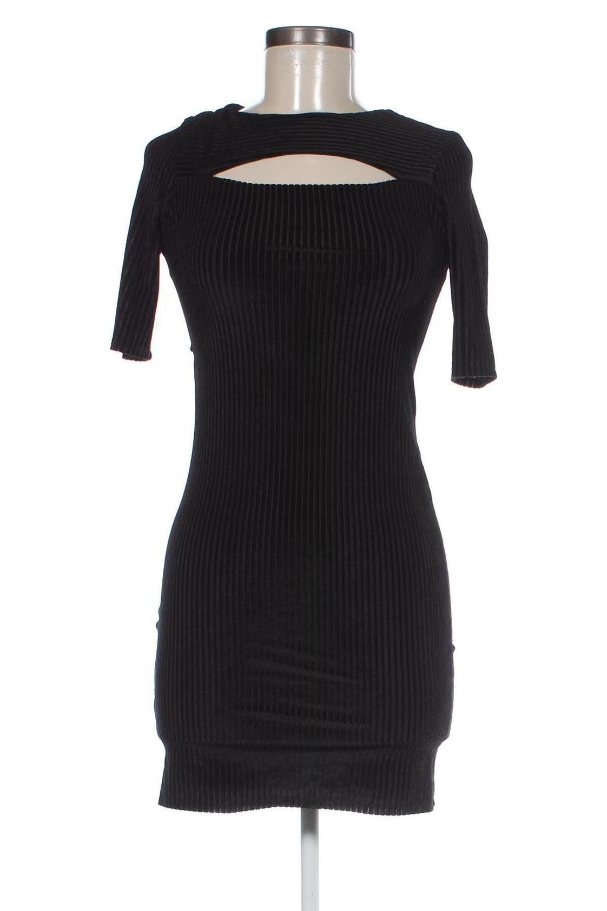 Φόρεμα Bershka, Μέγεθος XS, Χρώμα Μαύρο, Τιμή 9,33 €