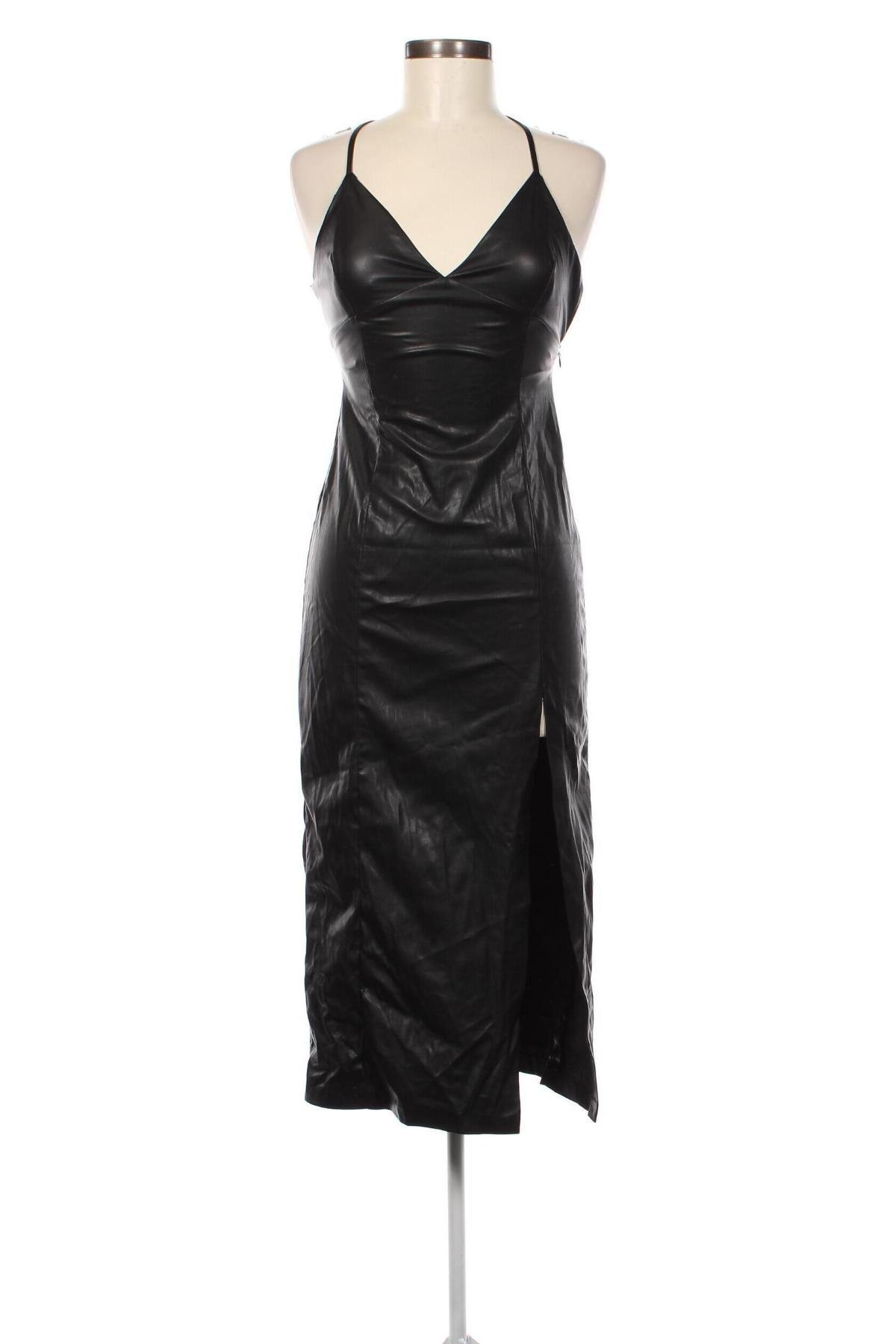Šaty  Bershka, Veľkosť M, Farba Čierna, Cena  8,22 €