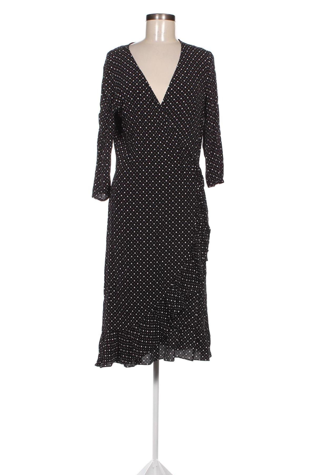 Kleid By Malene Birger, Größe M, Farbe Schwarz, Preis 69,21 €