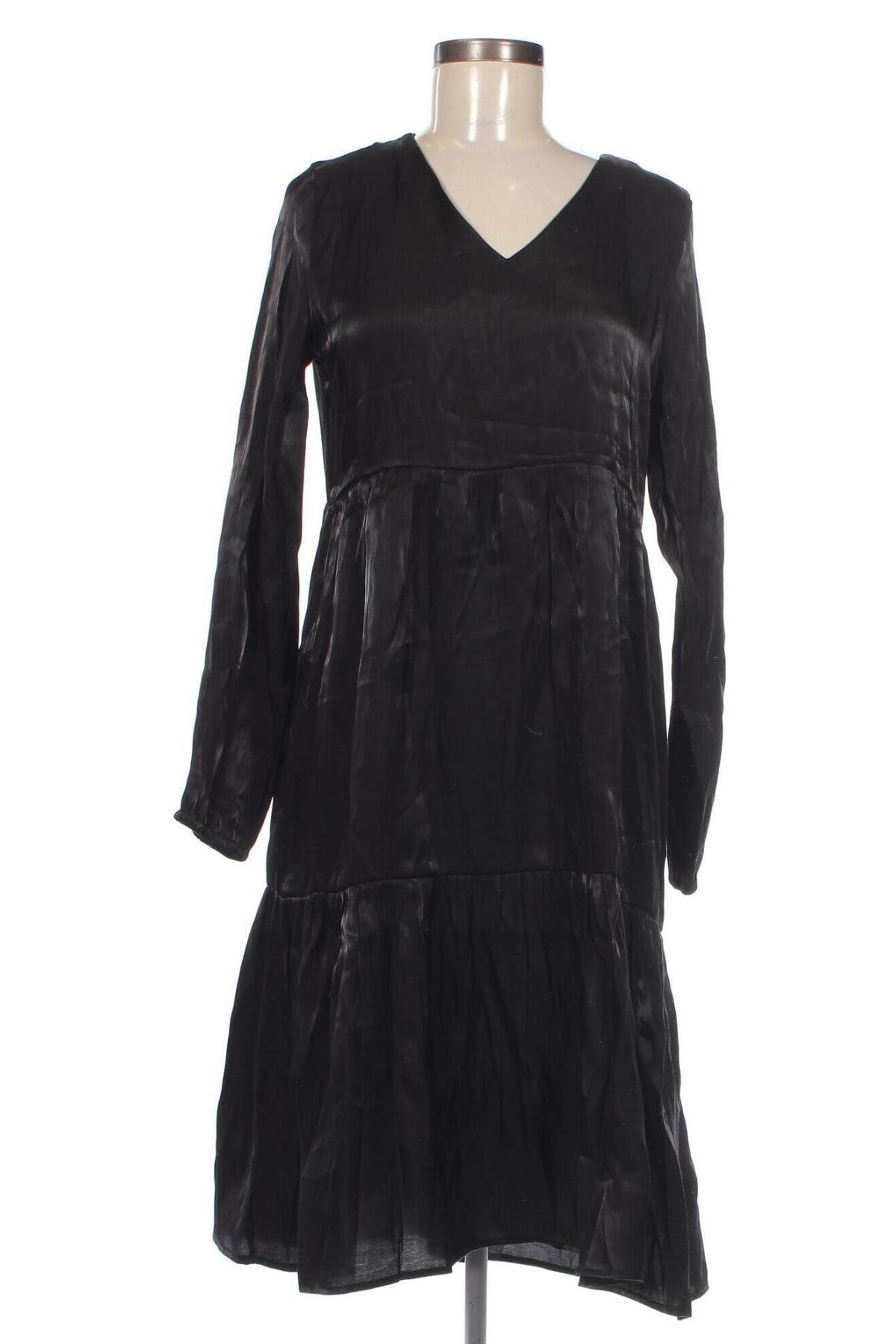 Φόρεμα Cream, Μέγεθος XS, Χρώμα Μαύρο, Τιμή 63,62 €