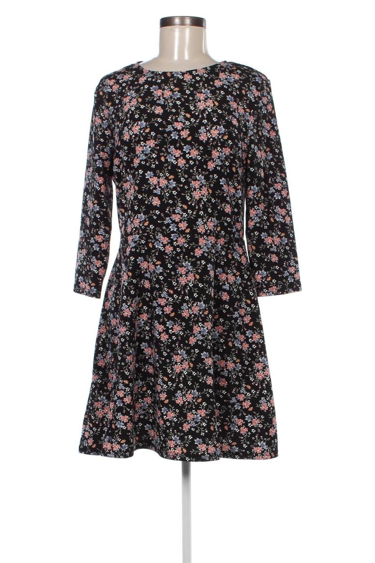 Šaty  H&M Divided, Veľkosť XL, Farba Viacfarebná, Cena  8,22 €