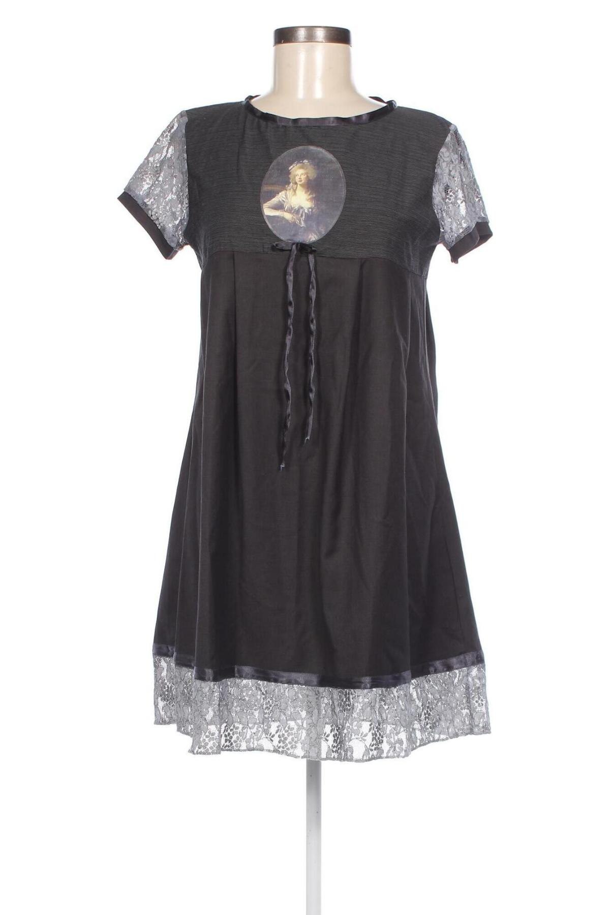 Kleid Heel, Größe M, Farbe Grau, Preis 10,80 €