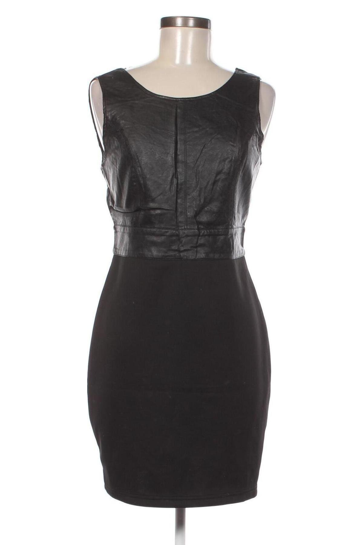 Φόρεμα Sisters Point, Μέγεθος M, Χρώμα Μαύρο, Τιμή 36,74 €