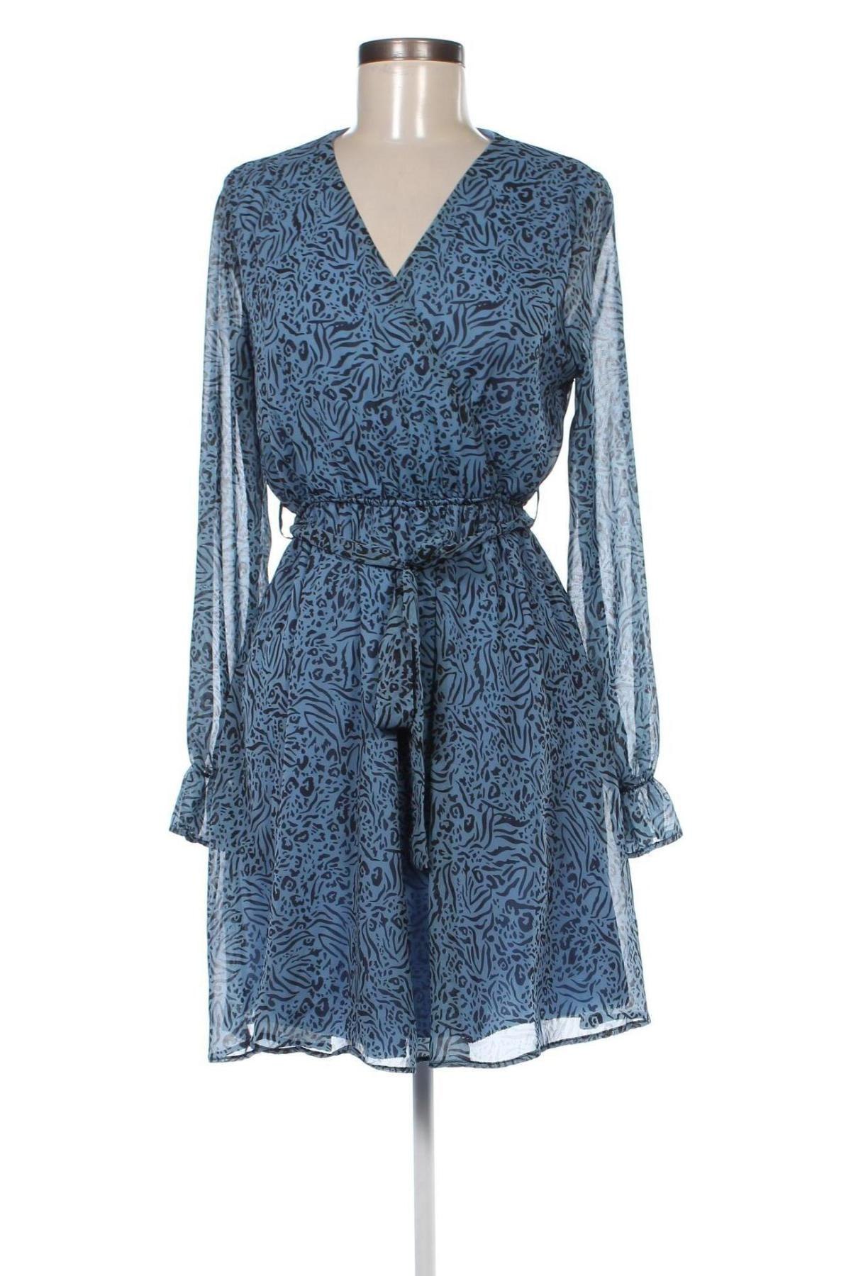Šaty  Trendyol, Velikost M, Barva Modrá, Cena  421,00 Kč