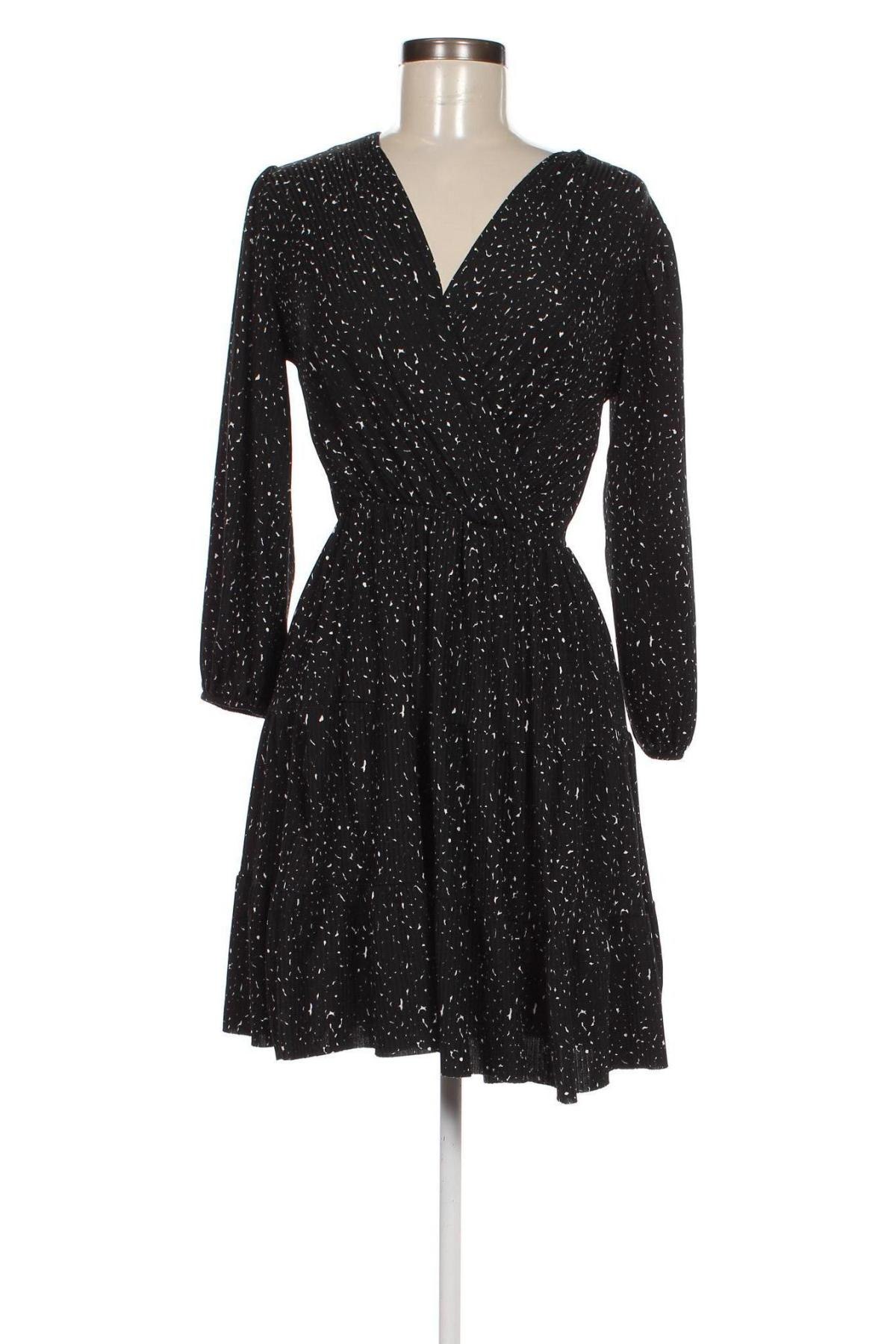 Kleid Trendyol, Größe M, Farbe Schwarz, Preis € 16,70