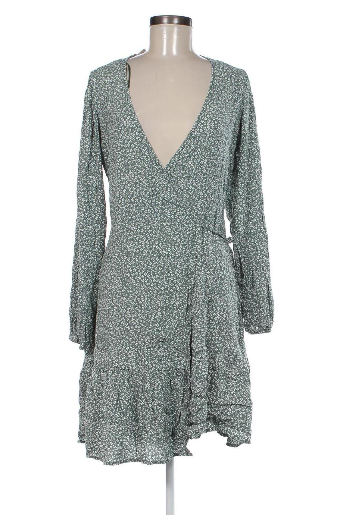 Kleid Vavite, Größe M, Farbe Grün, Preis 10,09 €
