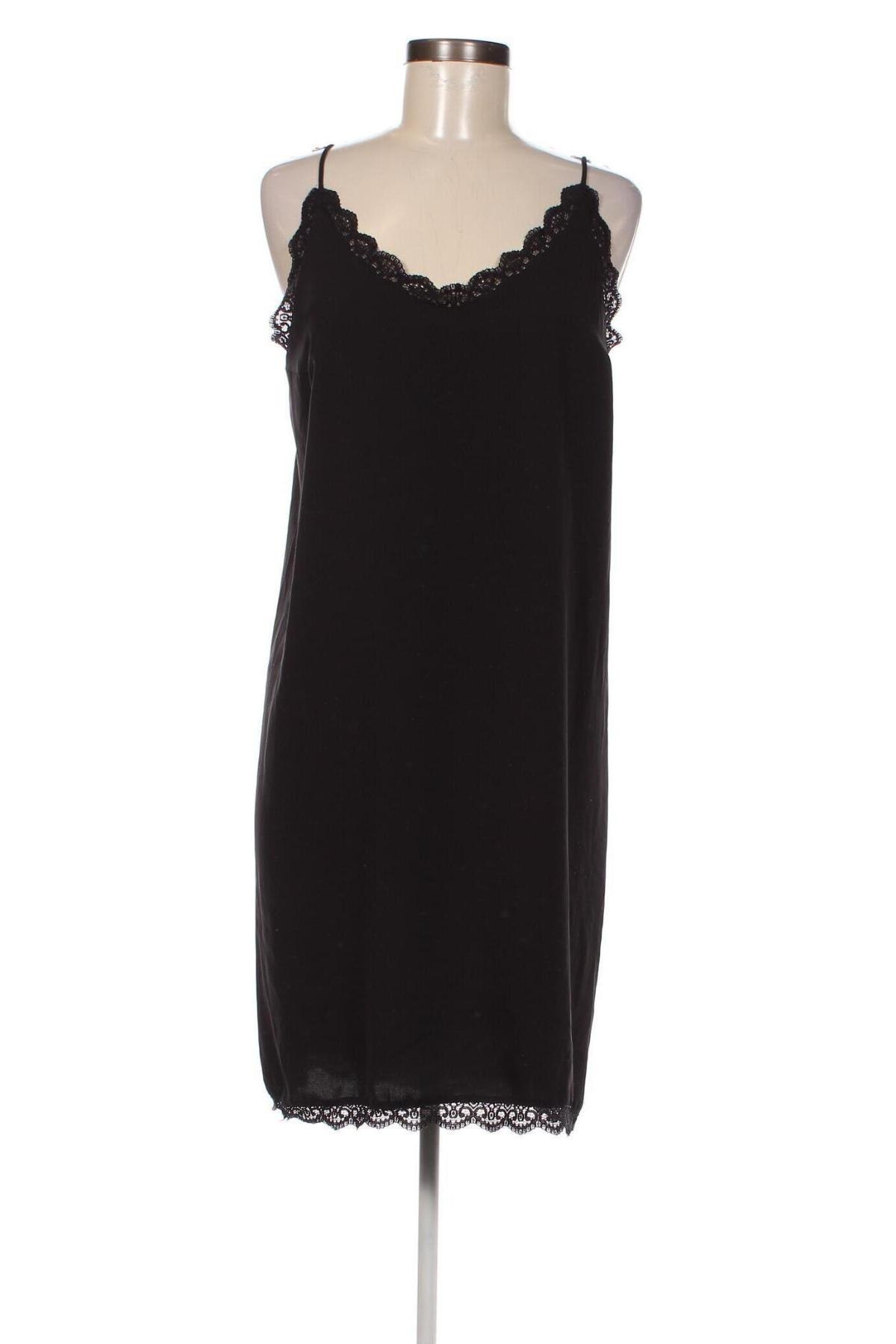 Šaty  Vero Moda, Veľkosť M, Farba Čierna, Cena  8,73 €
