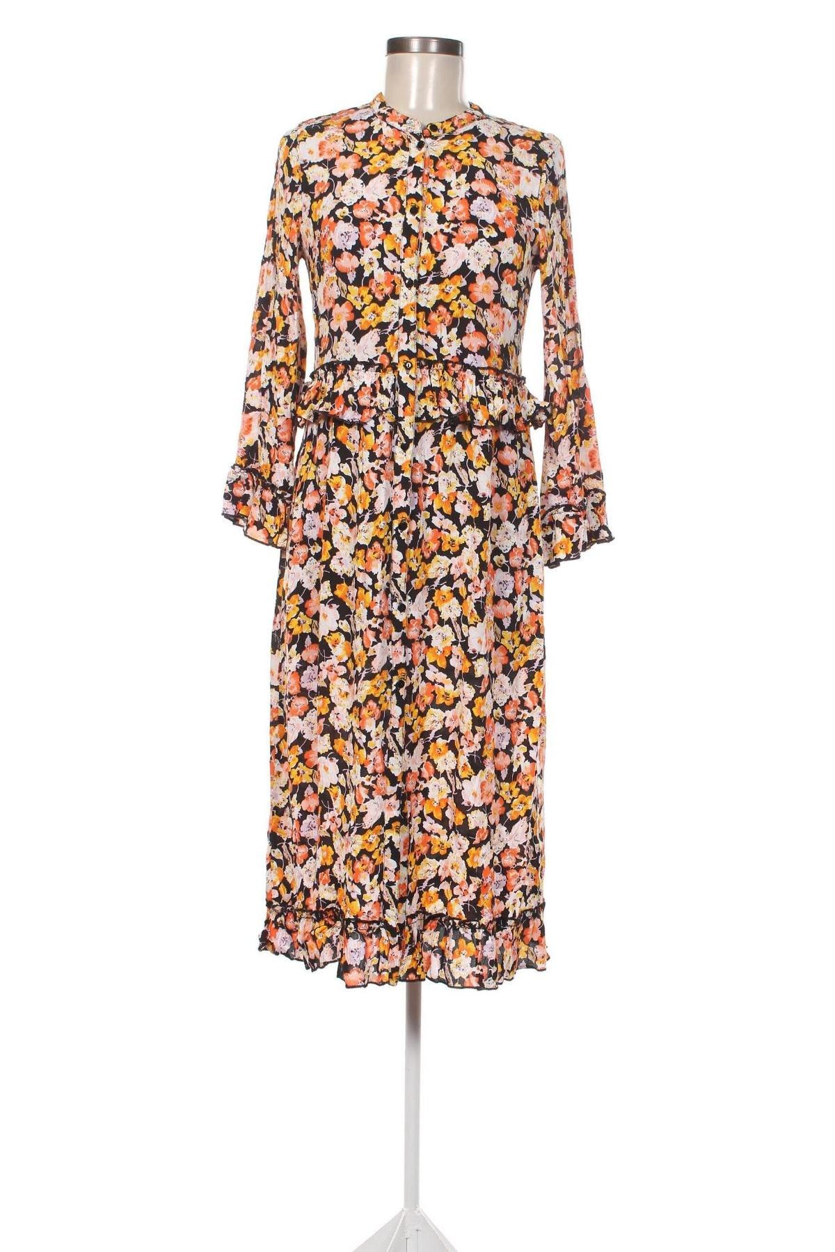 Kleid Y.A.S, Größe S, Farbe Mehrfarbig, Preis € 31,38