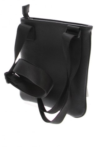 Kabelka  Tommy Hilfiger, Farba Čierna, Cena  90,95 €