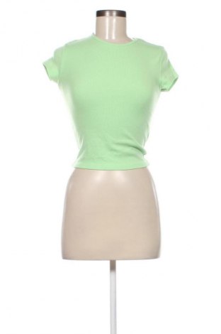 Dámská halenka Bershka, Velikost M, Barva Zelená, Cena  309,00 Kč