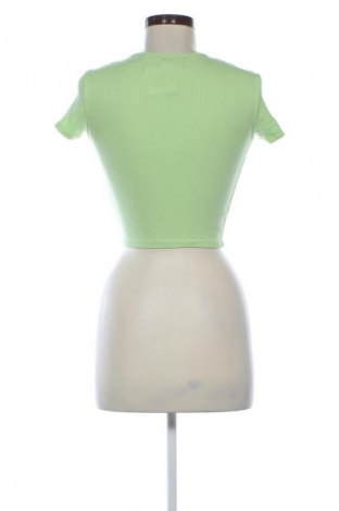 Bluză de femei Bershka, Mărime S, Culoare Verde, Preț 32,99 Lei