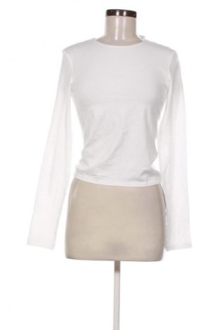 Γυναικεία μπλούζα Gina Tricot, Μέγεθος M, Χρώμα Λευκό, Τιμή 29,99 €