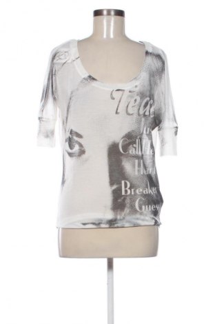 Dámská halenka Guess, Velikost S, Barva Vícebarevné, Cena  349,00 Kč