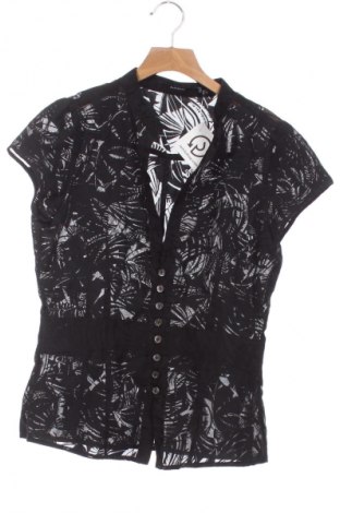 Γυναικεία μπλούζα In Wear, Μέγεθος M, Χρώμα Μαύρο, Τιμή 20,97 €