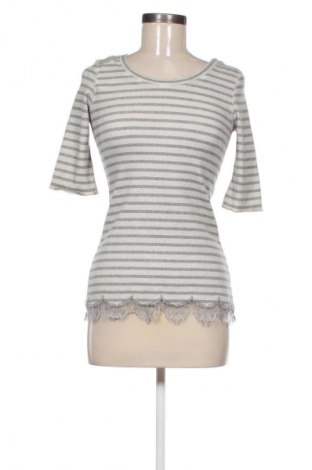 Dámská halenka Marc Cain Sports, Velikost M, Barva Vícebarevné, Cena  909,00 Kč