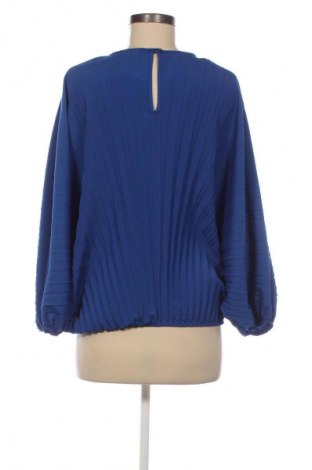 Bluzka damska NEW COLLECTION, Rozmiar M, Kolor Niebieski, Cena 37,99 zł