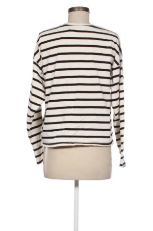 Damen Shirt Pull&Bear, Größe S, Farbe Mehrfarbig, Preis 9,72 €