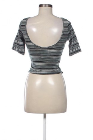 Bluzka damska Pull&Bear, Rozmiar M, Kolor Kolorowy, Cena 62,99 zł