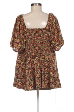 Дамска блуза SHEIN, Размер 4XL, Цвят Многоцветен, Цена 19,99 лв.