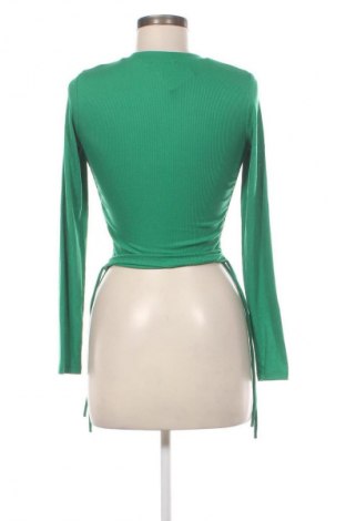 Дамска блуза Zara, Размер S, Цвят Зелен, Цена 27,99 лв.