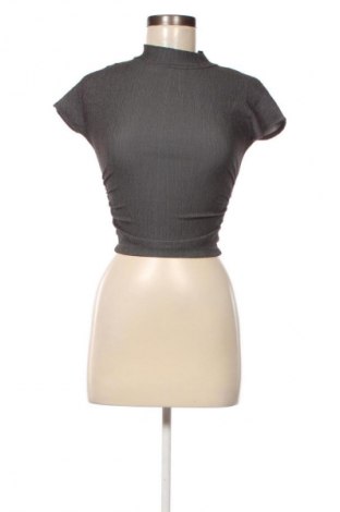 Bluză de femei Zara, Mărime S, Culoare Gri, Preț 156,99 Lei