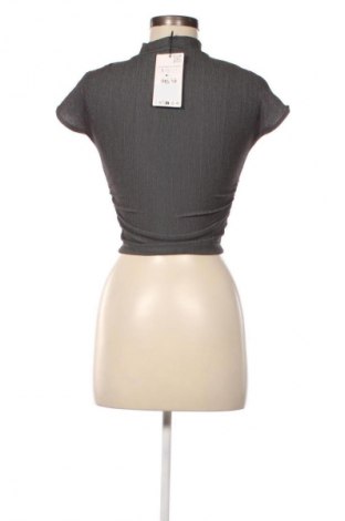 Bluză de femei Zara, Mărime S, Culoare Gri, Preț 156,99 Lei