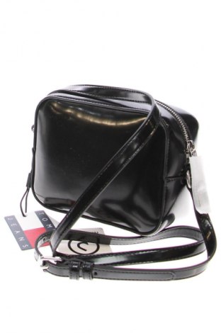 Damska torebka Tommy Jeans, Kolor Czarny, Cena 243,99 zł
