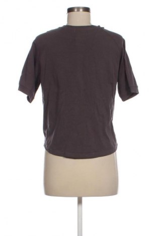 Tricou de femei Unbranded, Mărime M, Culoare Gri, Preț 57,99 Lei