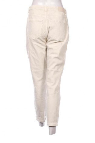 Damen Jeans Amisu, Größe M, Farbe Beige, Preis € 20,99