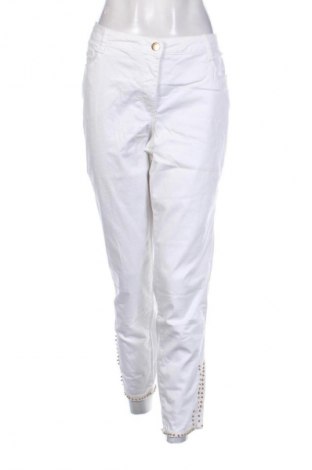 Damskie jeansy Amy Vermont, Rozmiar XXL, Kolor Biały, Cena 134,99 zł