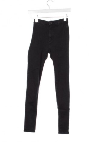 Damskie jeansy Bershka, Rozmiar XS, Kolor Czarny, Cena 62,67 zł