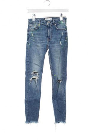 Dámske džínsy  Bershka, Veľkosť XS, Farba Viacfarebná, Cena  14,83 €