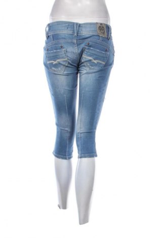 Dámské džíny  Bershka, Velikost M, Barva Modrá, Cena  239,00 Kč