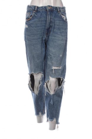 Damskie jeansy Bershka, Rozmiar M, Kolor Niebieski, Cena 66,67 zł