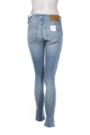 Γυναικείο Τζίν Calvin Klein Jeans, Μέγεθος S, Χρώμα Μπλέ, Τιμή 99,99 €