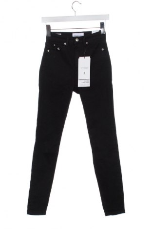 Dámske džínsy  Calvin Klein Jeans, Veľkosť XS, Farba Čierna, Cena  90,95 €
