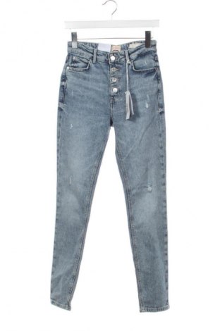Damskie jeansy Guess, Rozmiar S, Kolor Niebieski, Cena 564,99 zł