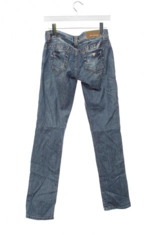 Дамски дънки Guess, Размер M, Цвят Син, Цена 75,99 лв.