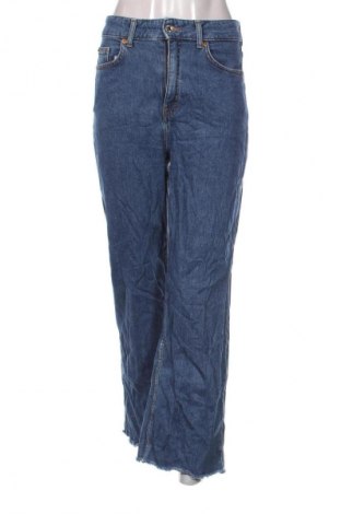 Damskie jeansy H&M, Rozmiar M, Kolor Niebieski, Cena 95,99 zł