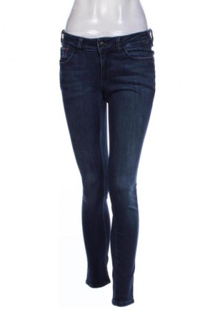 Dámske džínsy  Hilfiger Denim, Veľkosť M, Farba Modrá, Cena  45,52 €
