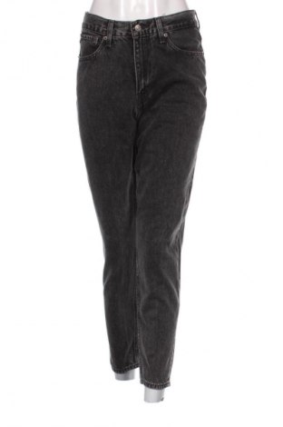 Damskie jeansy Levi's, Rozmiar M, Kolor Czarny, Cena 138,83 zł