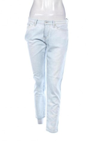 Γυναικείο Τζίν Levi's, Μέγεθος M, Χρώμα Μπλέ, Τιμή 38,36 €