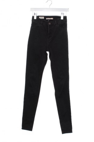 Damskie jeansy Levi's, Rozmiar S, Kolor Czarny, Cena 98,99 zł