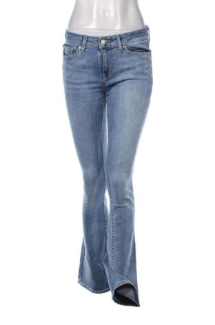 Γυναικείο Τζίν Levi's, Μέγεθος M, Χρώμα Μπλέ, Τιμή 21,99 €