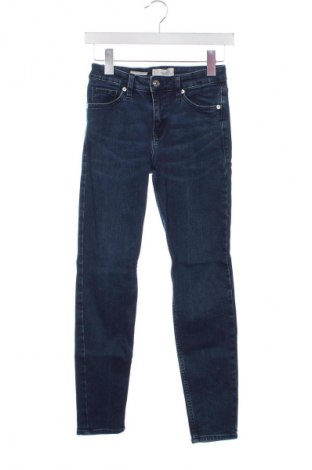 Damskie jeansy Mango, Rozmiar XS, Kolor Niebieski, Cena 91,95 zł