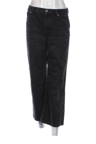 Blugi de femei Monki, Mărime M, Culoare Negru, Preț 92,11 Lei